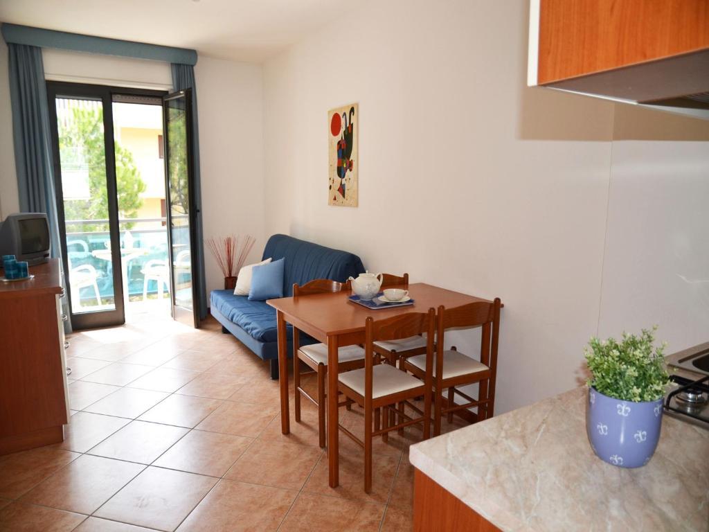 Olimpia Hotel & Aparthotel Bibione Exterior photo